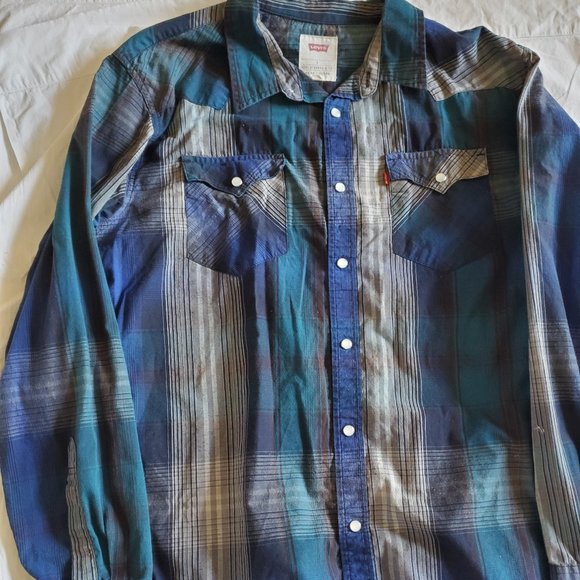 Levi's Sz L plaid (not flannel) snap up - Picture 1 of 5